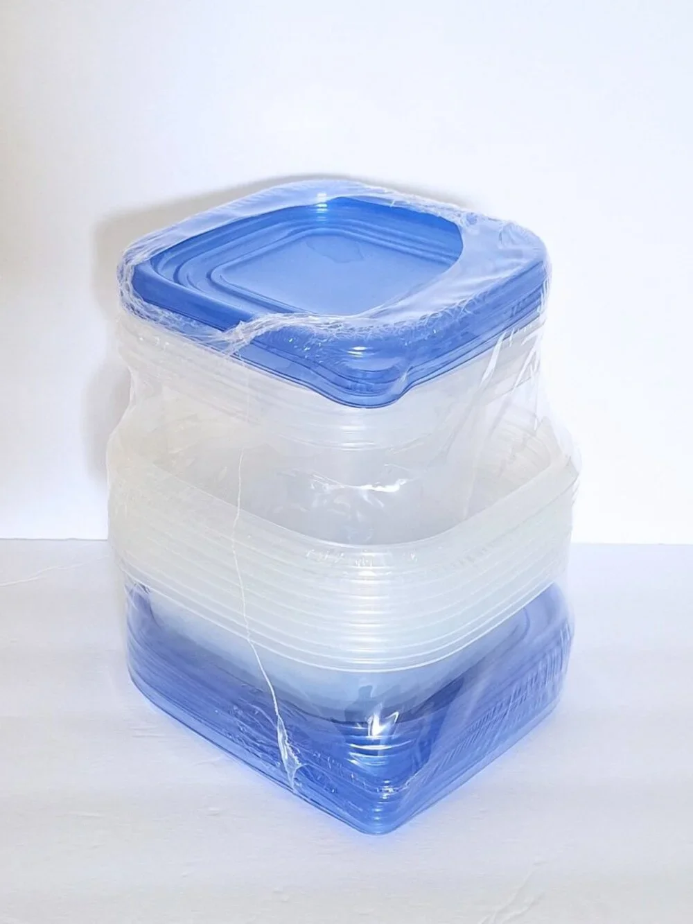 NIB 50 Piece Food Storage Container Set Lids & Bases